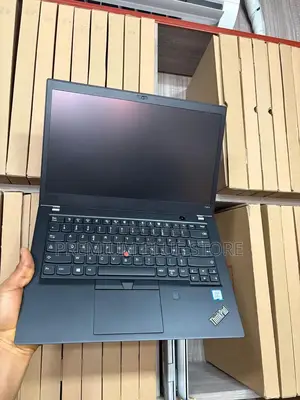 Neuf Lenovo ThinkPad T480s 16GB Intel Core I7 SSD 512GB