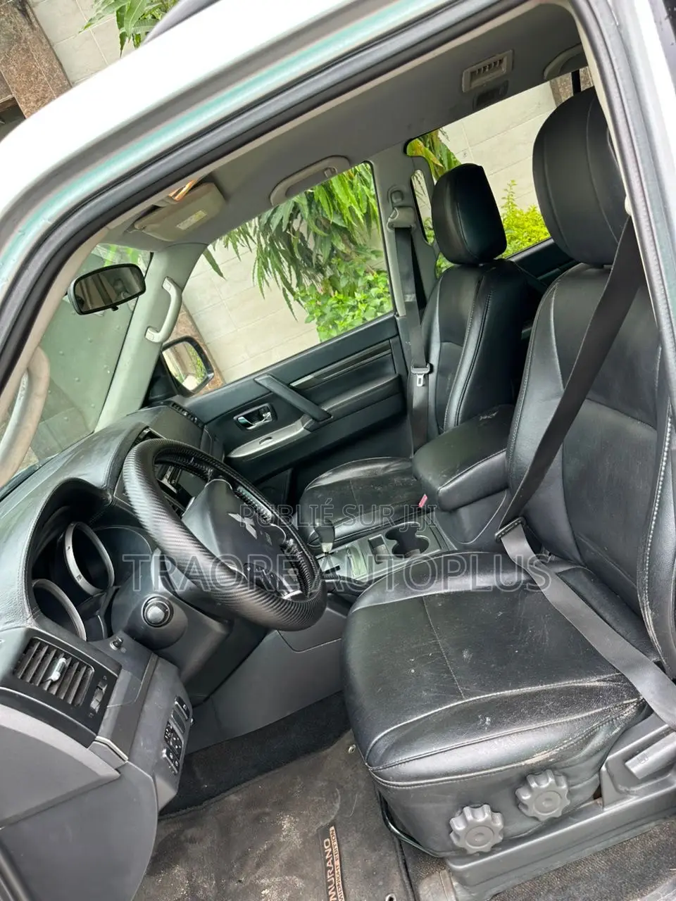 Mitsubishi Pajero V80 3.8 V6 GLS 2018 Gris