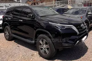 New Toyota Fortuner 2.4 D AWD 2024 Black