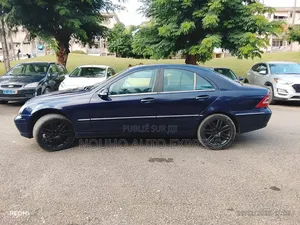Mercedes-Benz C200 2004 Blue