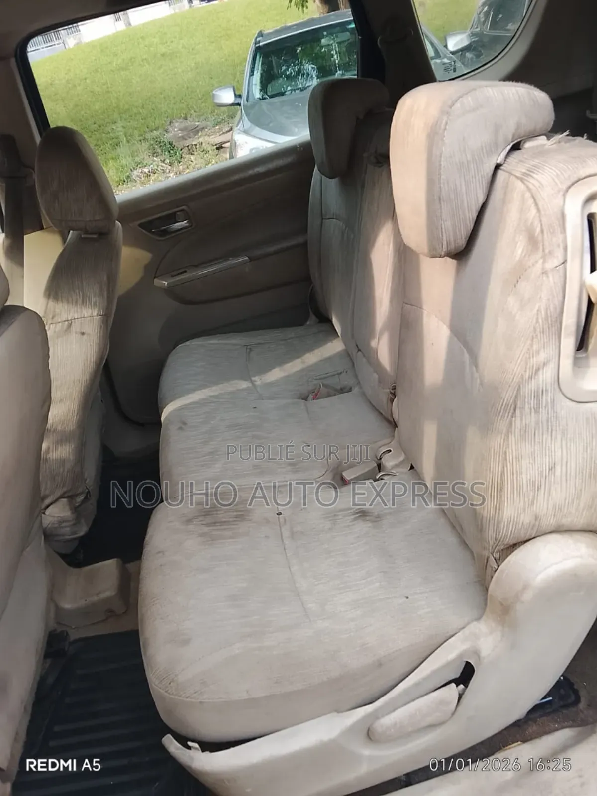 Suzuki Ertiga 2015 Gris