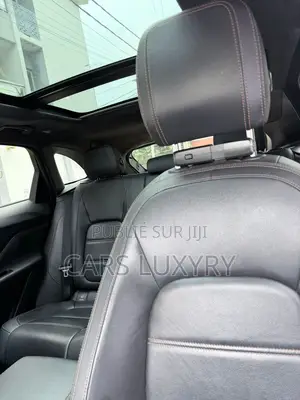 Jaguar F-Pace 25t Premium AWD 2020 Black