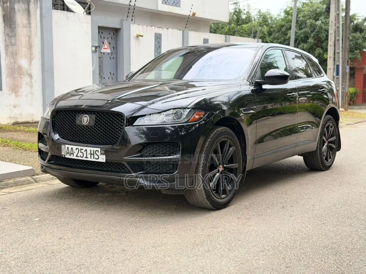 Jaguar F-Pace 25t Premium AWD 2020 Black