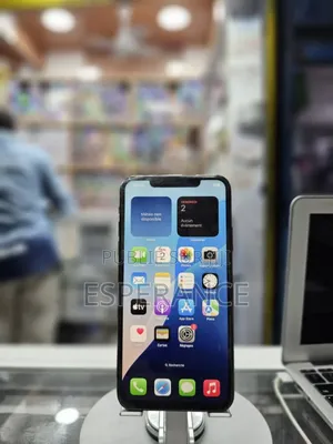 Apple iPhone 11 Pro Max 64 GB Doré