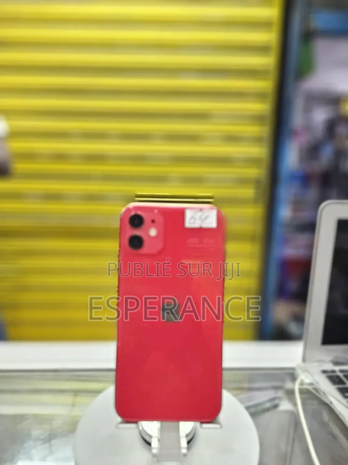 Apple iPhone 11 64 GB Rouge