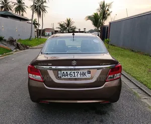 Suzuki Dzire 2024 Marron