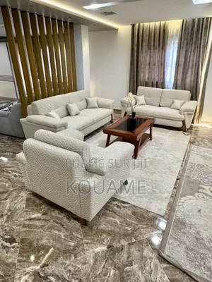 Salon Neuf Disponible À Très Bon Prix
