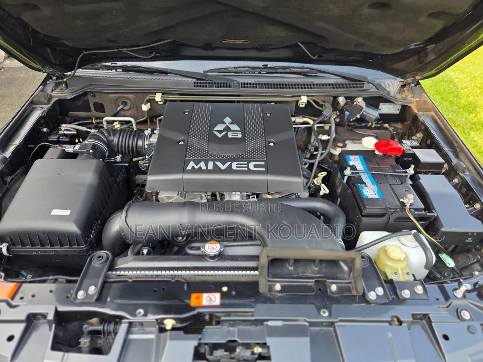 Mitsubishi Pajero 2022 Black