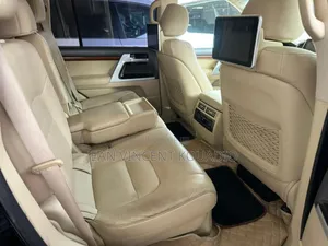 Toyota Land Cruiser 4.0 V6 EXR 2019 Black