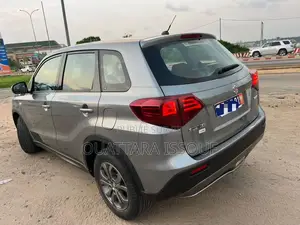 Suzuki Vitara 2019 Gris