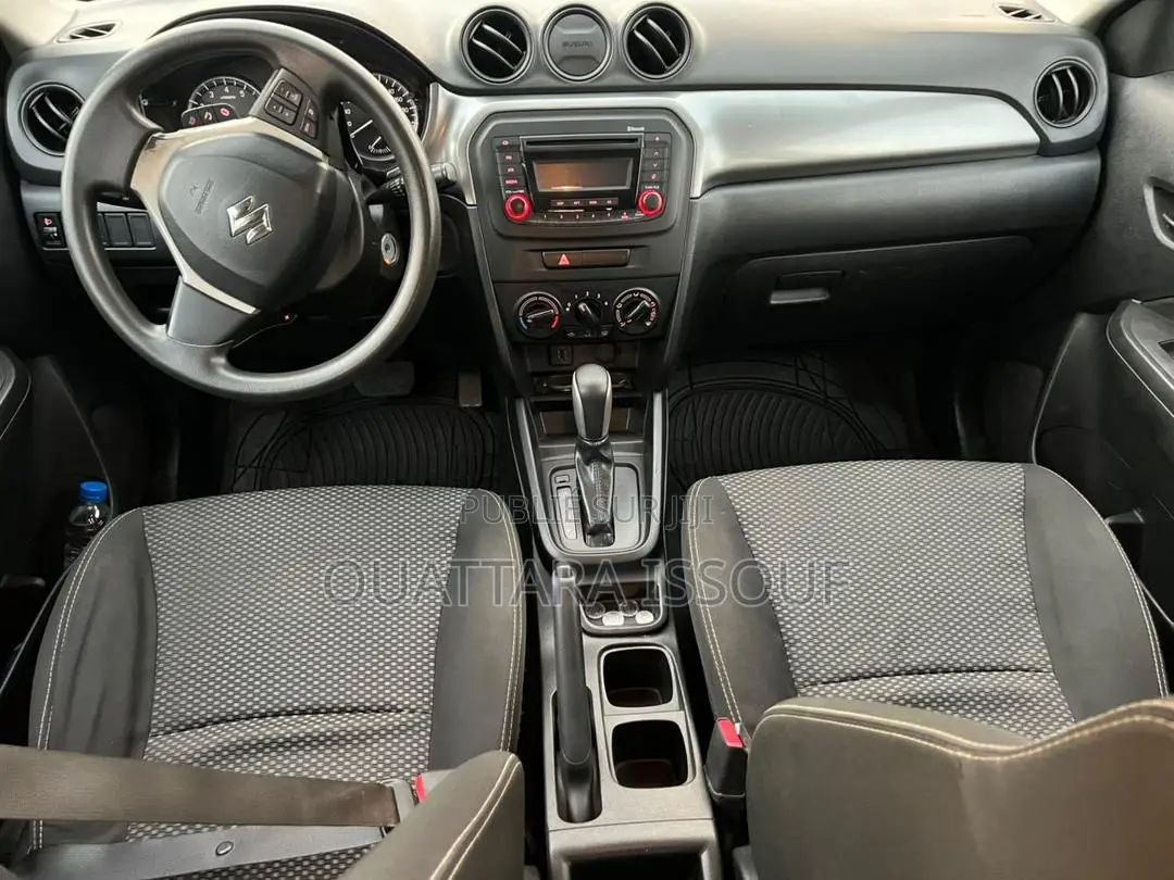 Suzuki Vitara 2019 Gris