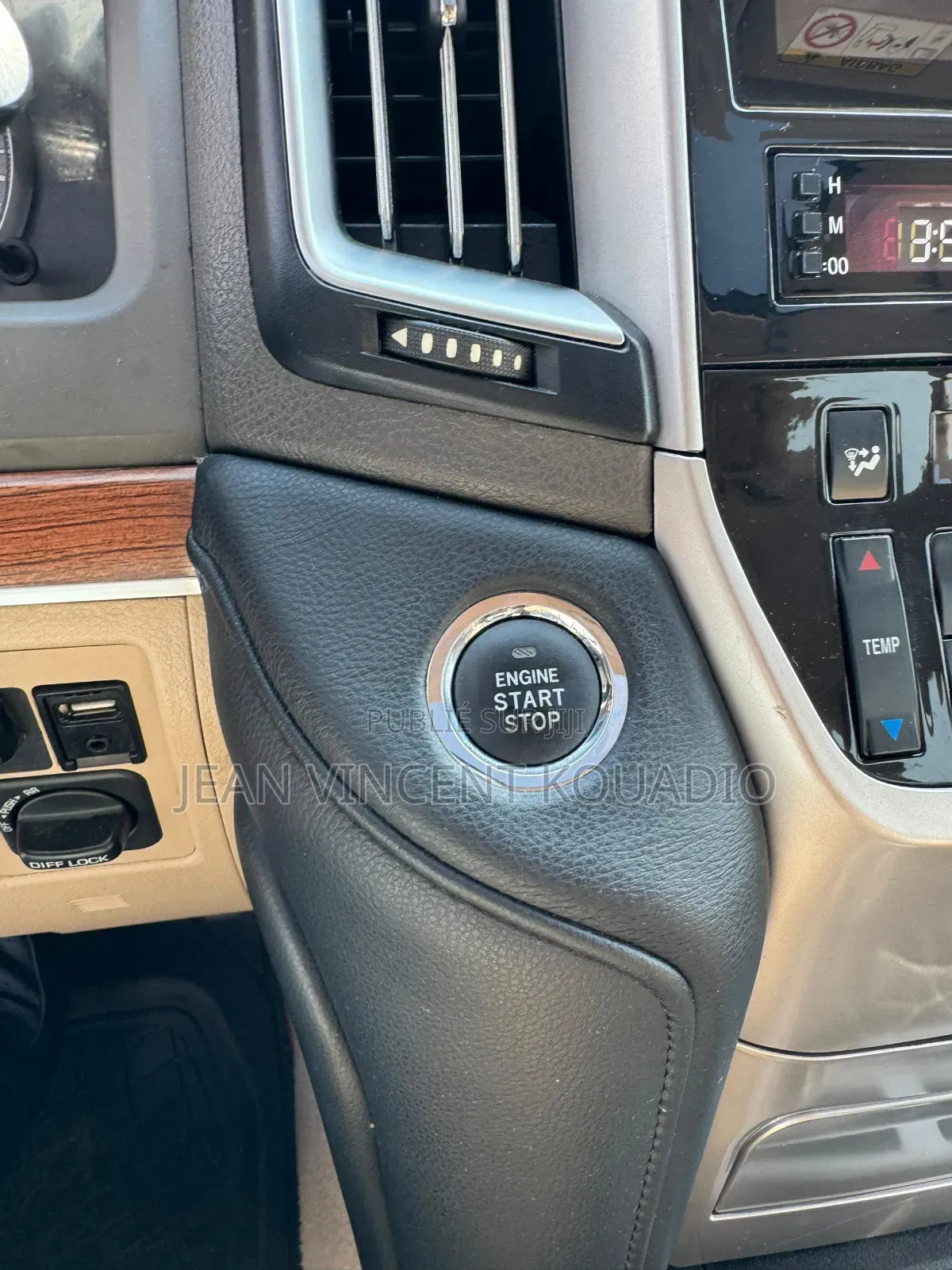 Toyota Land Cruiser 4.5 V8 GXR 2016 Black