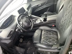 Peugeot 5008 2024 Black