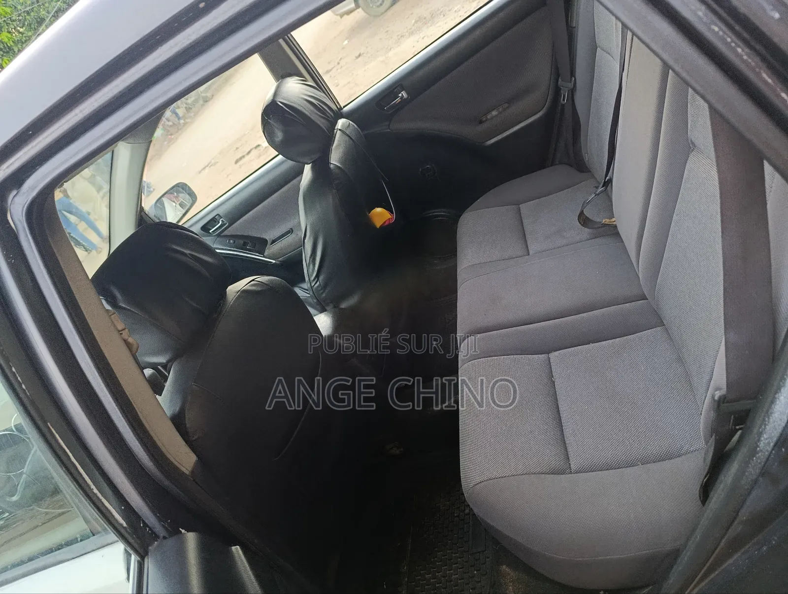 Toyota Matrix XR Hatchback AWD (1.8L 4cyl 4A) 2003 Blanc