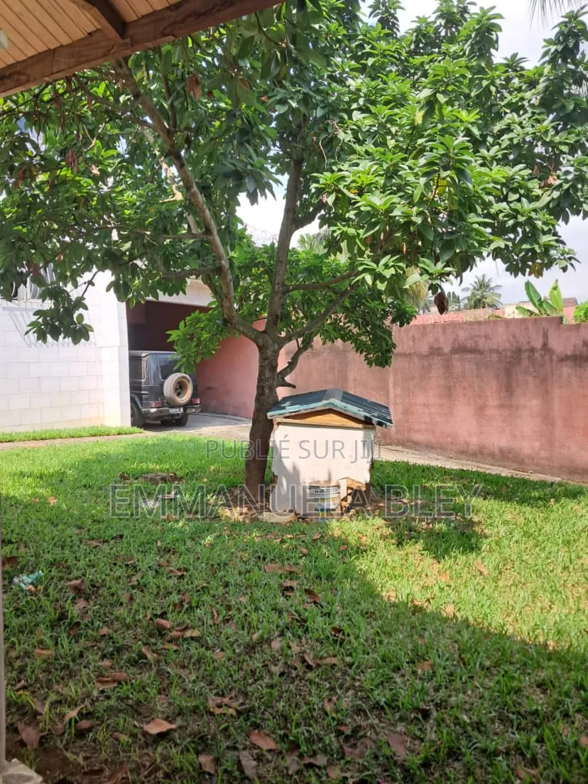 6chbre Villa dans Deux Plateaux à Vendre