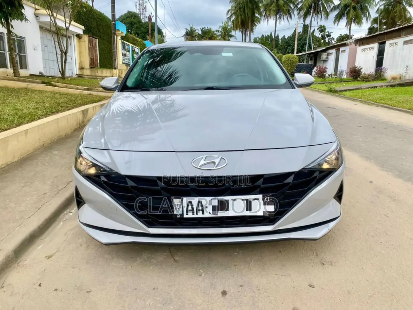 Hyundai Elantra 2021 Gris