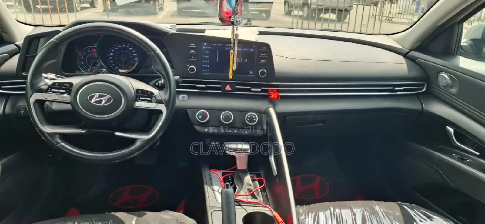 Hyundai Elantra 2021 Gris