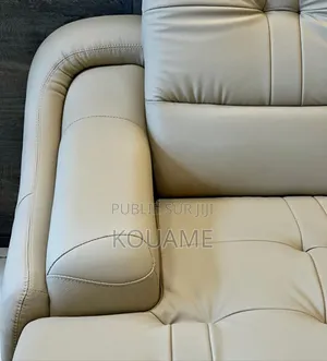 Canapé d'Angle Neuf Disponible