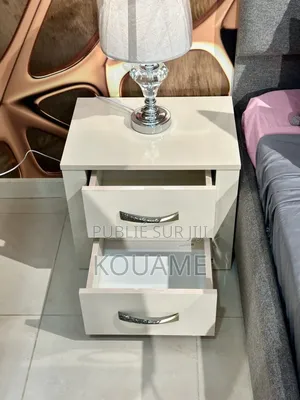 Lit Et Cadres De Lit Neuf Et Disponible