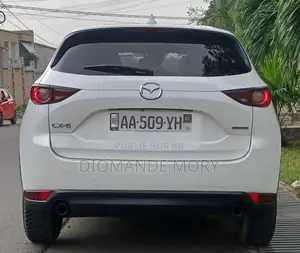 Mazda CX-5 Touring FWD 2020 Blanc cassé