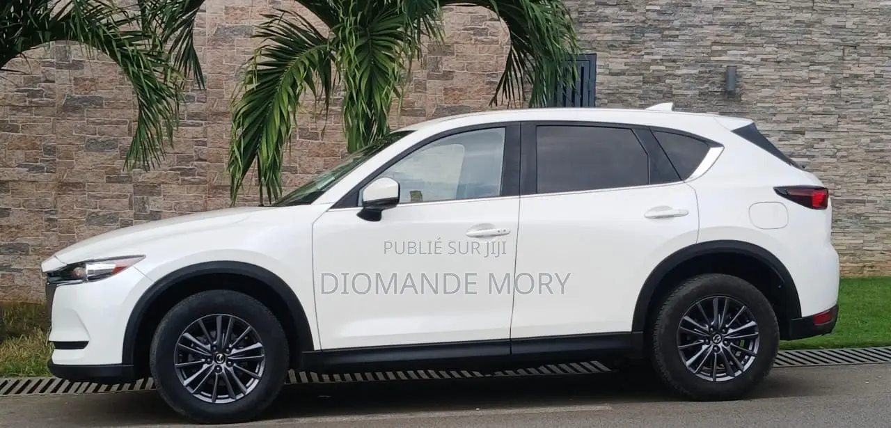 Mazda CX-5 Touring FWD 2020 Blanc cassé