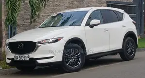 Mazda CX-5 Touring FWD 2020 Blanc cassé