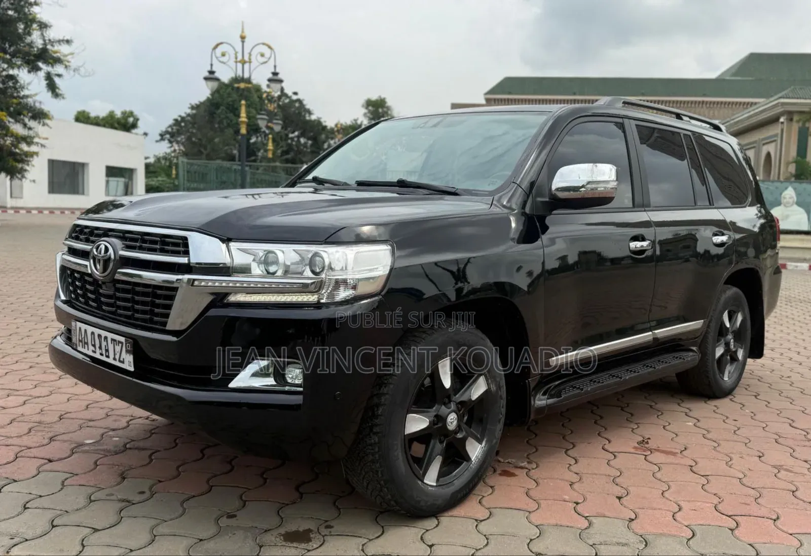 Toyota Land Cruiser 4.5 V8 GXR 2020 Black