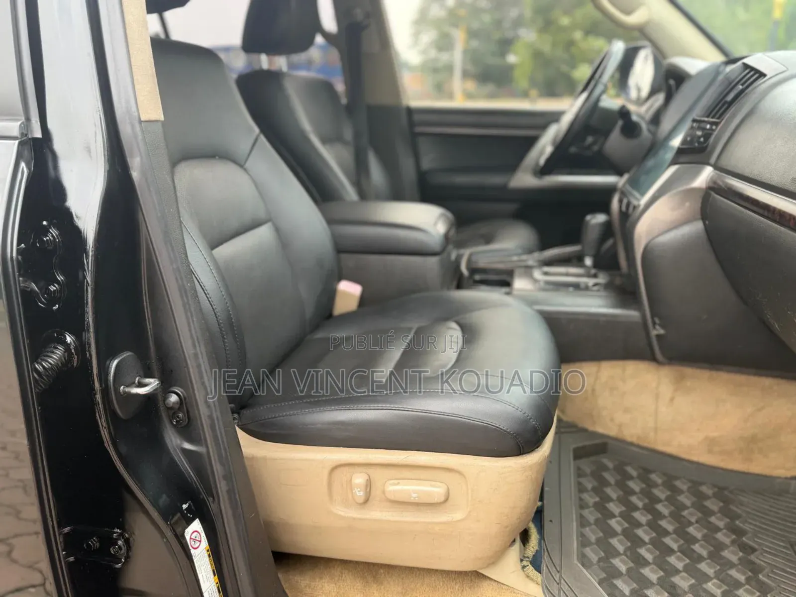 Toyota Land Cruiser 4.5 V8 GXR 2020 Black