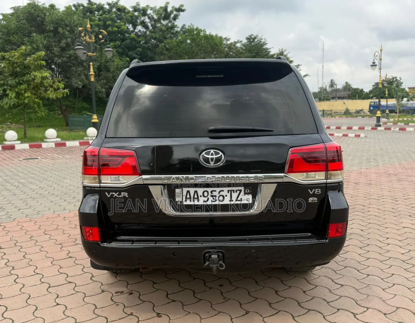 Toyota Land Cruiser 4.5 V8 GXR 2020 Black