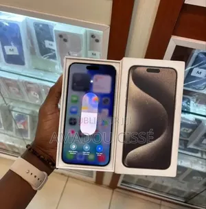 New Apple iPhone 15 Pro Max 256 GB Black