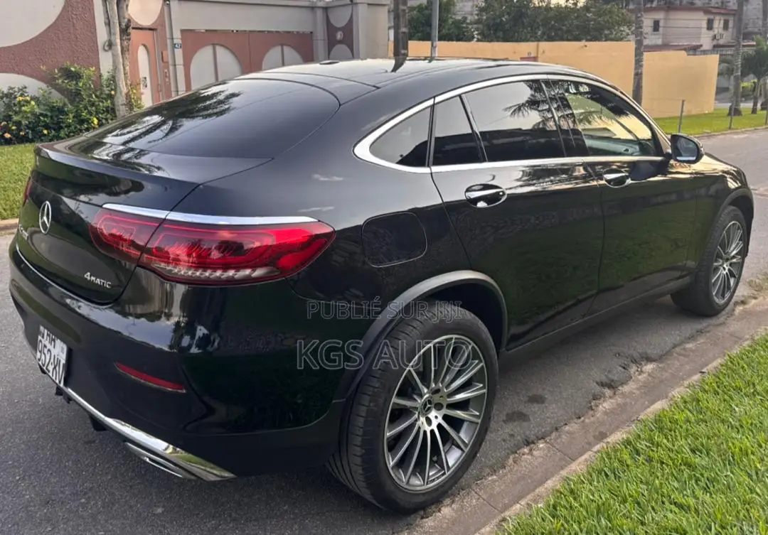 Mercedes-Benz GLC-Class GLC 300 4MATIC AWD 2023 Noir Mat