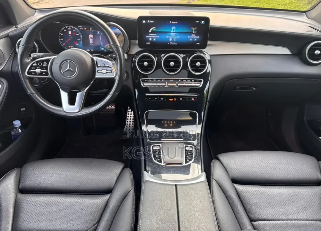 Mercedes-Benz GLC-Class GLC 300 4MATIC AWD 2023 Noir Mat