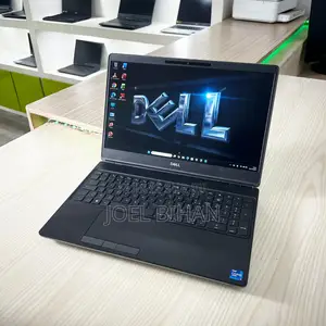 Ordinateur Portable Dell Precision 15 3520 16GB Intel Core I7 SSD 512GB