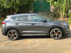 Hyundai Tucson Ultimate 2021 Gris