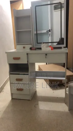 Coiffeuse Avec Miroir Coulissant