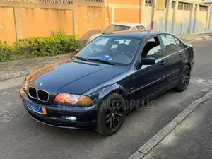 BMW 318i 1999 Blue