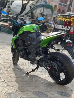 New Kawasaki Z750 2023 Vert