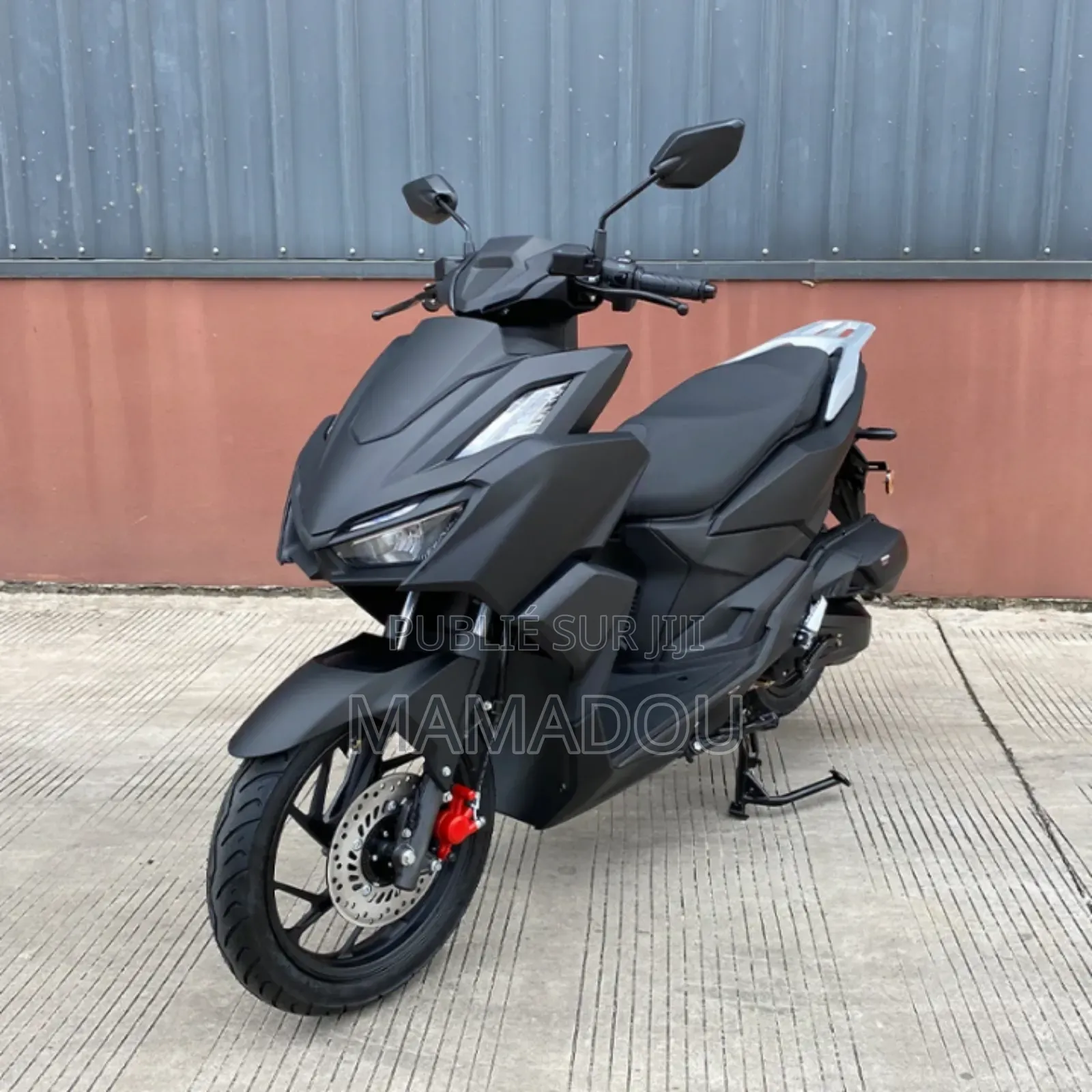 New Honda CB 2025 Black