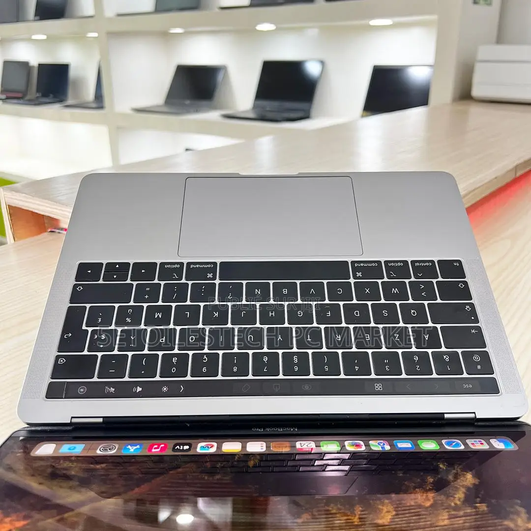 Ordinateur Portable Apple MacBook Pro 2018 8GB Intel Core I5 SSD 256GB