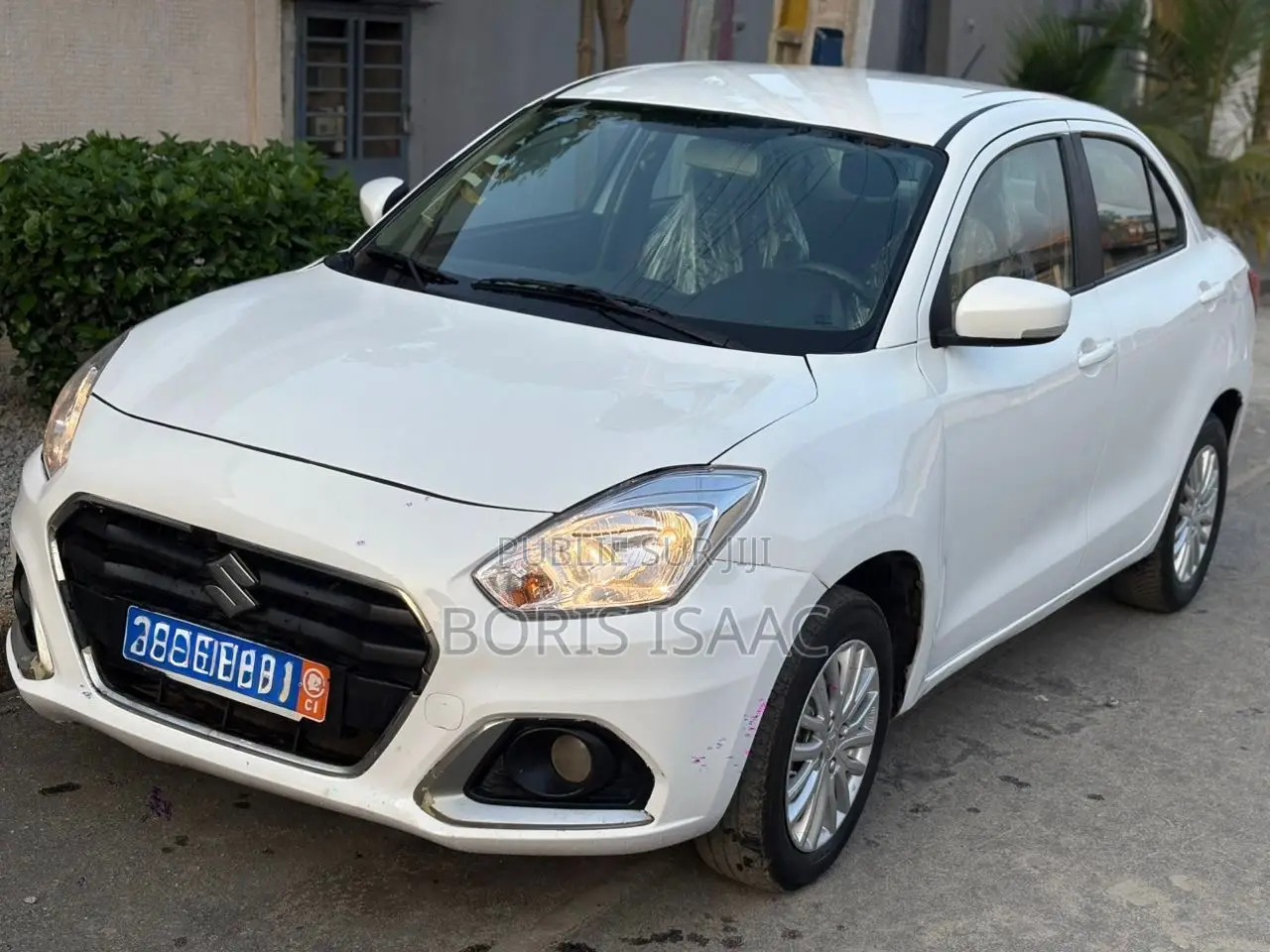 Suzuki Dzire 2024 Blanc
