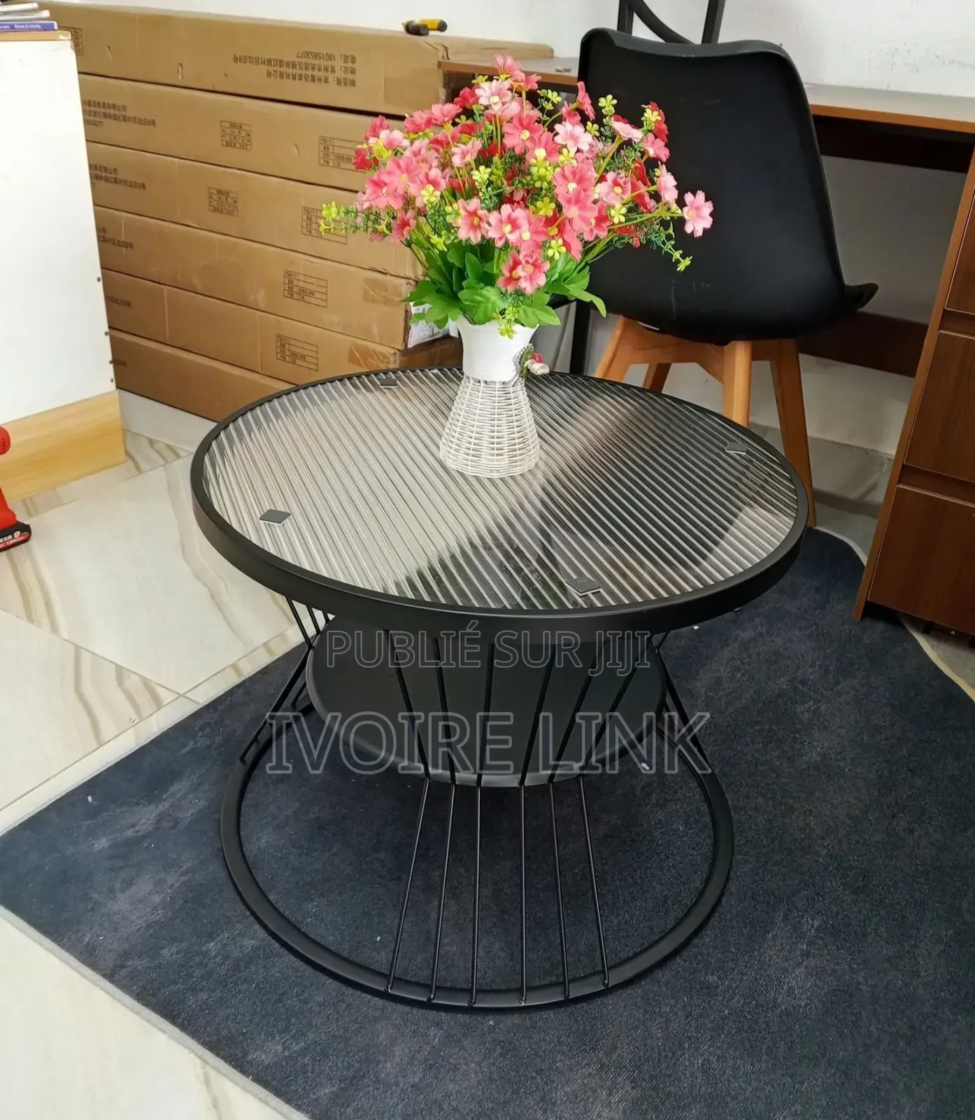 Table Basse Ronde Design – Verre Métal