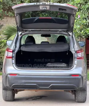 Nissan Qashqai 2021 Gris