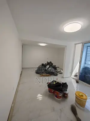 3chbre Appartement dans Building House, Cocody à Vendre