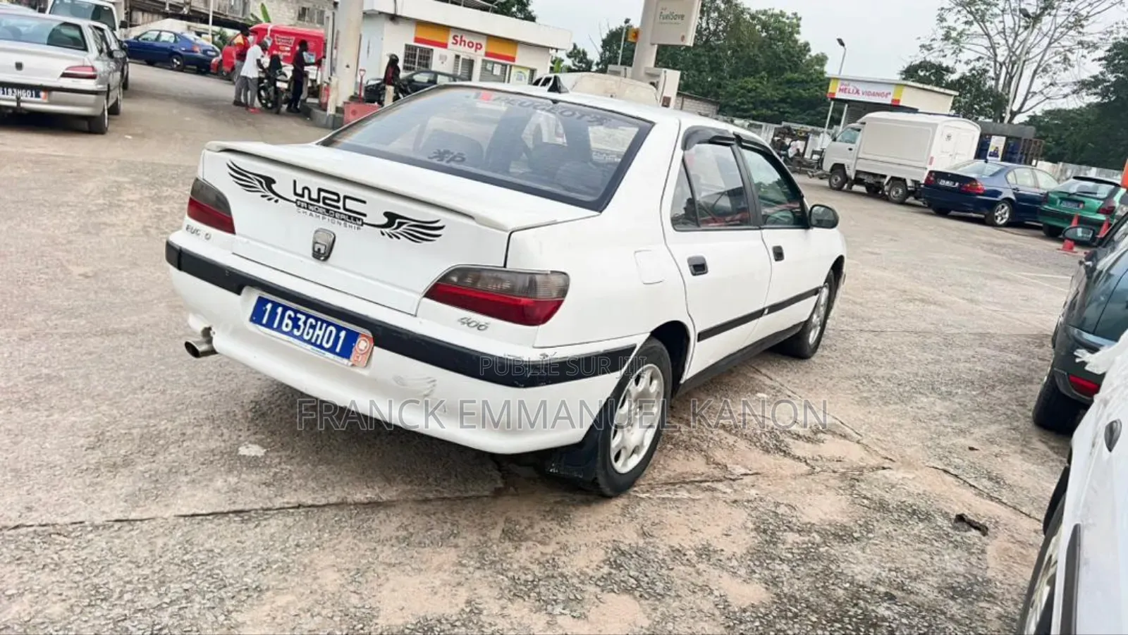 Peugeot 406 1.8 1999 Blanc cassé