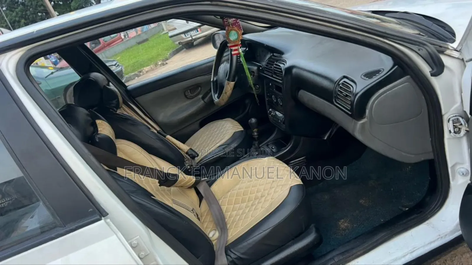 Peugeot 406 1.8 1999 Blanc cassé