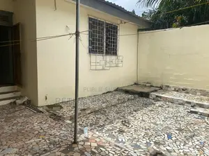 5chbre Appartement dans Bethelcontractors, Deux Plateaux à Louer