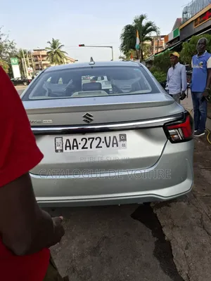 Suzuki Dzire 2025 Gris