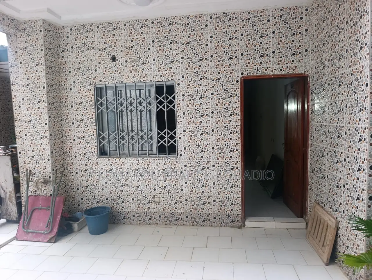 2chbre Appartement dans Agpid, Cocody à Louer