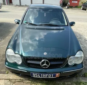 Mercedes-Benz C200 2004 Ivoire