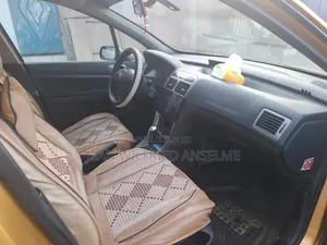 Peugeot 307 2018 Argenté